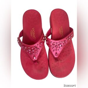Vionic Women’s Size 10 Pink Rhinestone Thong Sandals